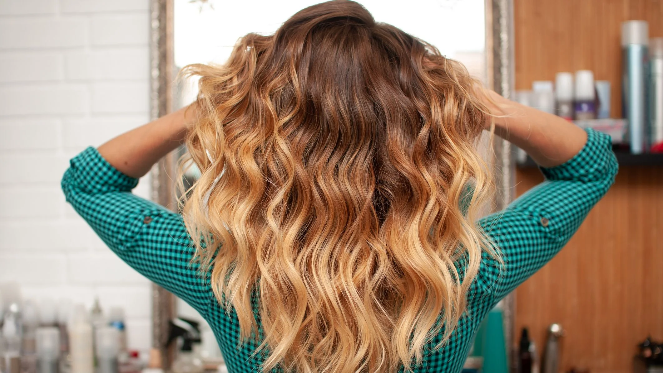 Pink Wave Wand 3 Barrel Curling Iron - Image 3